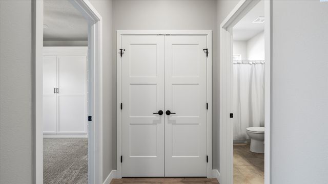 2548 Clark Ridge Dr, Richland, WA 99352