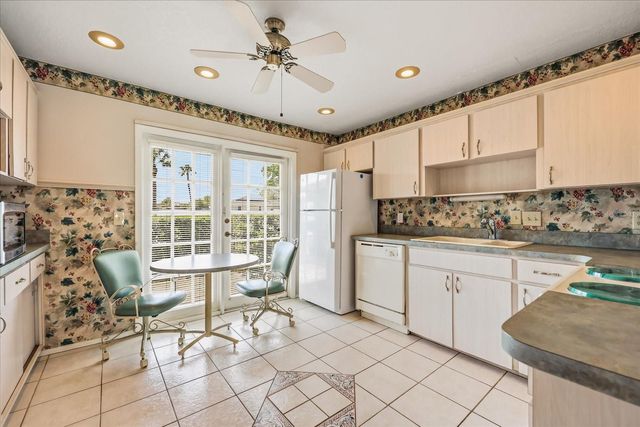 3229 AUTUMNWOOD TRAIL, Apopka, FL 32703