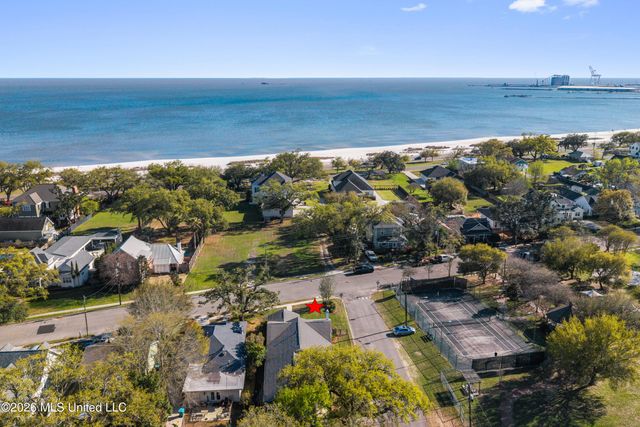 1340 2nd Street, Gulfport, MS 39501