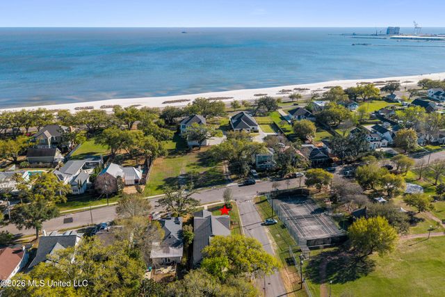 1340 2nd Street, Gulfport, MS 39501