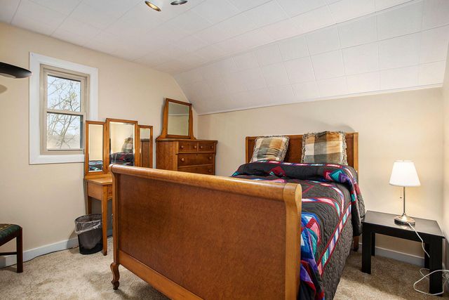 1816 W North Street, Kalamazoo Twp, MI 49006