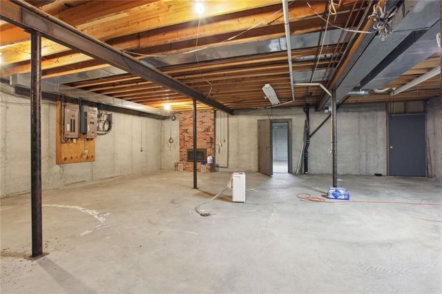 4225 Scott Road, Kansas City, MO 64137