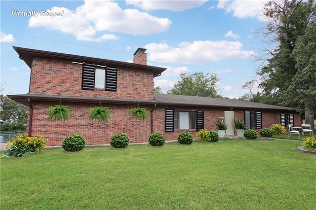 4225 Scott Road, Kansas City, MO 64137