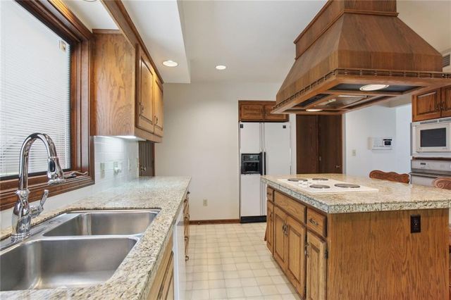 4225 Scott Road, Kansas City, MO 64137