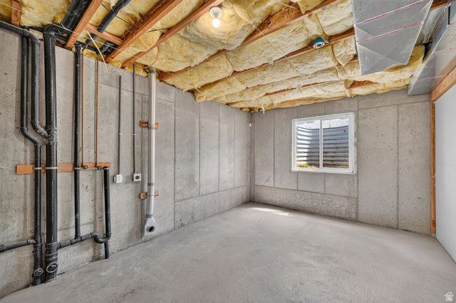 4877 W QUARTZ VALLEY CIR, Riverton, UT 84096