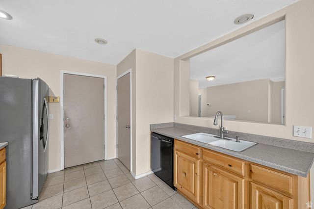 4877 W QUARTZ VALLEY CIR, Riverton, UT 84096