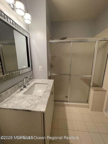 610 Sophee Lane, Lakewood, NJ 08701