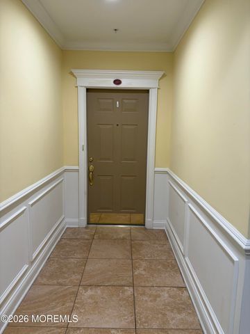 610 Sophee Lane, Lakewood, NJ 08701