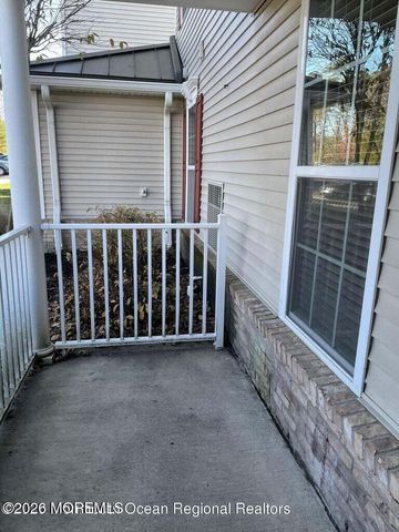 610 Sophee Lane, Lakewood, NJ 08701