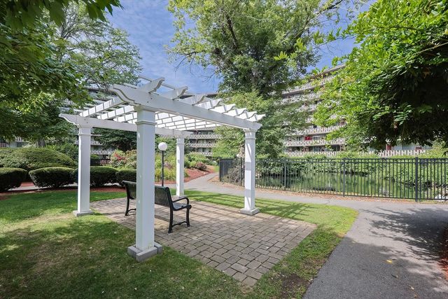 200 Swanton St 538, Winchester, MA 01890