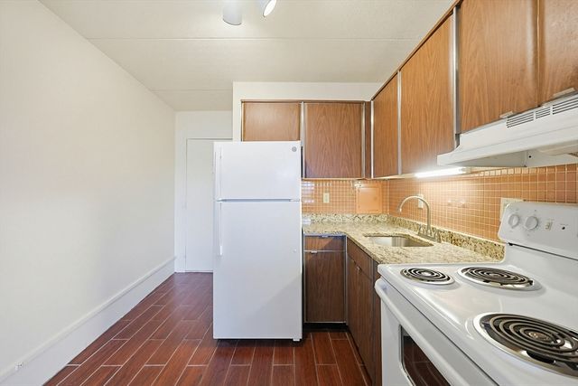 200 Swanton St 538, Winchester, MA 01890