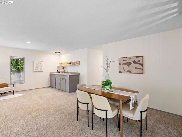 2610 Ne 107TH Ave, Portland, OR 97220