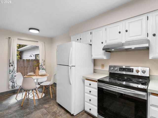 2610 Ne 107TH Ave, Portland, OR 97220