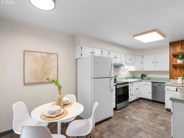 2610 Ne 107TH Ave, Portland, OR 97220