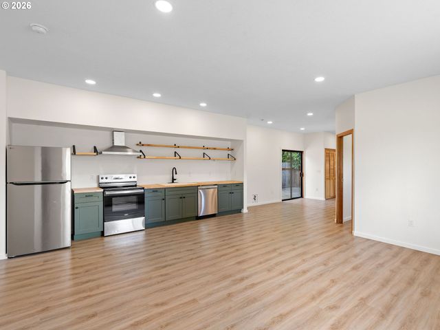 2610 Ne 107TH Ave, Portland, OR 97220