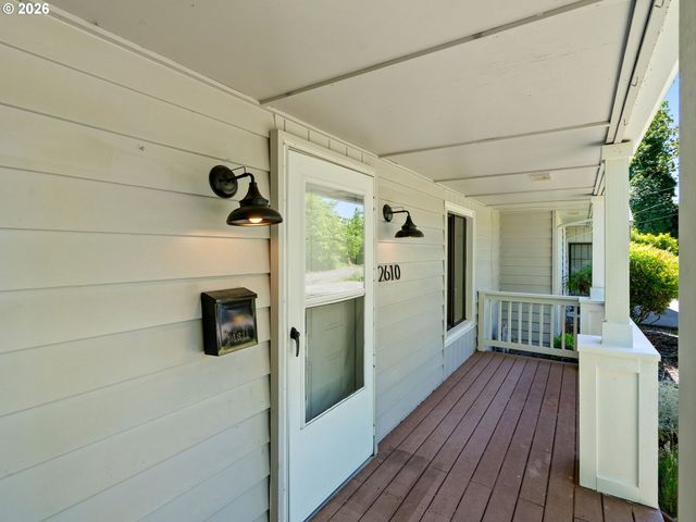 2610 Ne 107TH Ave, Portland, OR 97220