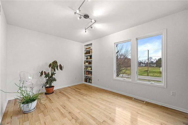 65 North Avenue, Greece, NY 14626