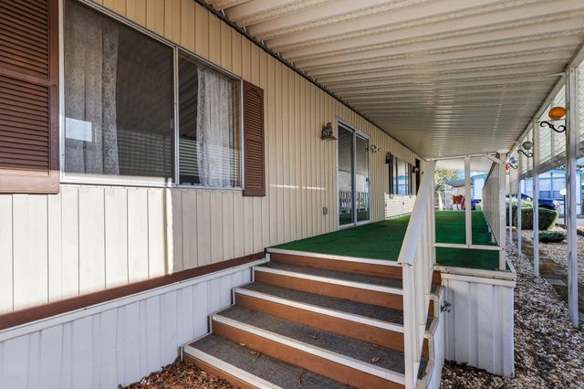 20350 Hole In One Drive, 149, Redding, CA 96002