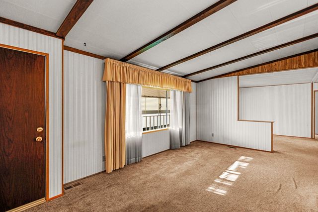 20350 Hole In One Drive, 149, Redding, CA 96002
