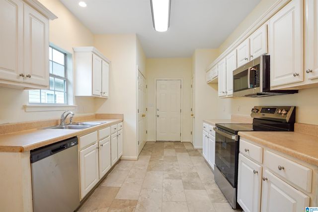 1032 LEXINGTON DRIVE, Moody, AL 35004