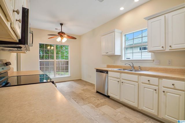 1032 LEXINGTON DRIVE, Moody, AL 35004