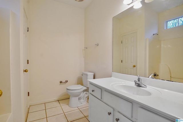 1032 LEXINGTON DRIVE, Moody, AL 35004