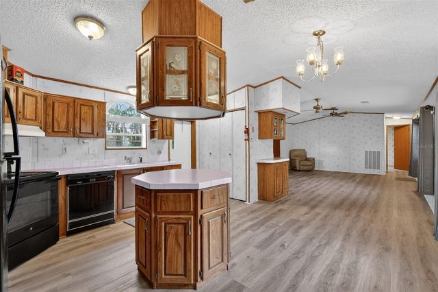 35343 LAKE JOSEPHINE DRIVE, Fruitland Park, FL 34731