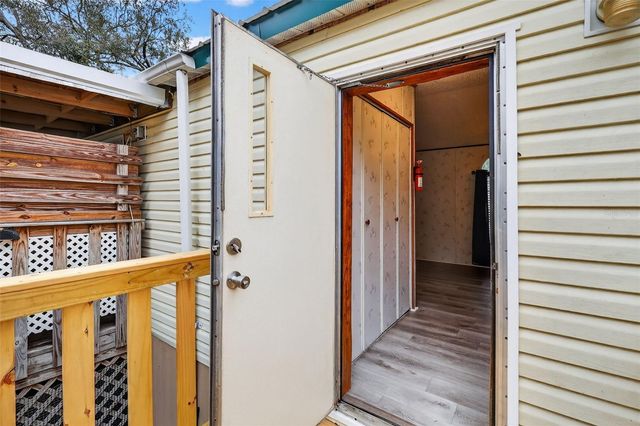 35343 LAKE JOSEPHINE DRIVE, Fruitland Park, FL 34731