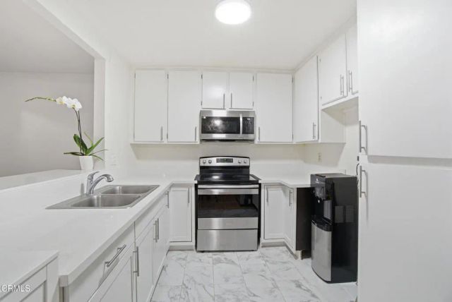 1300 Saratoga Avenue 1905, Ventura, CA 93003