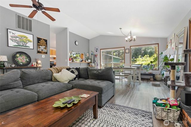 119 N 34th Street, Bellingham, WA 98225