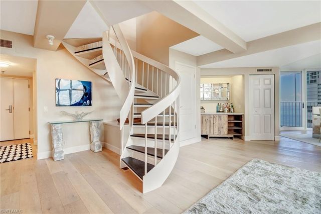 4041 Gulf Shore Blvd N Ph 7, Naples, FL 34103