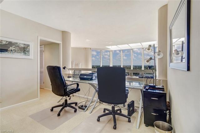 4041 Gulf Shore Blvd N Ph 7, Naples, FL 34103