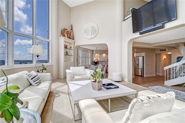 4041 Gulf Shore Blvd N Ph 7, Naples, FL 34103