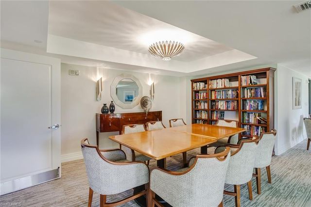 4041 Gulf Shore Blvd N Ph 7, Naples, FL 34103