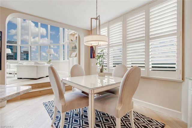 4041 Gulf Shore Blvd N Ph 7, Naples, FL 34103