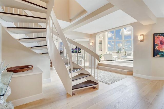 4041 Gulf Shore Blvd N Ph 7, Naples, FL 34103