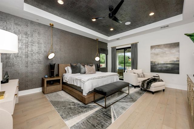 901 Cypress Grove DR, Austin, TX 78732