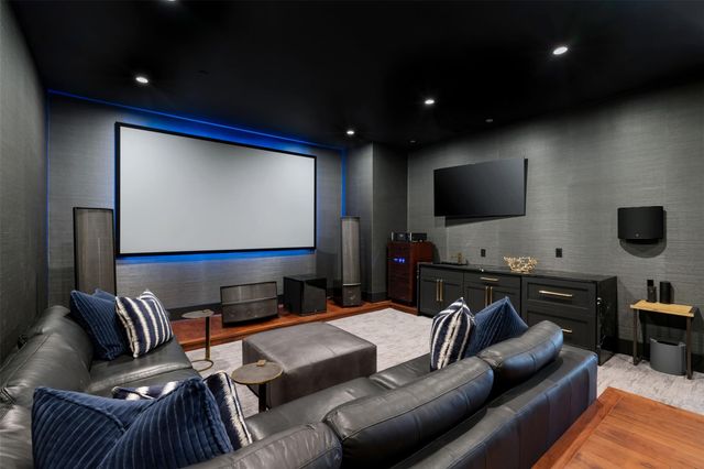 901 Cypress Grove DR, Austin, TX 78732