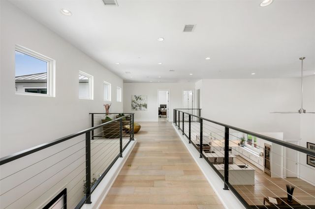 901 Cypress Grove DR, Austin, TX 78732