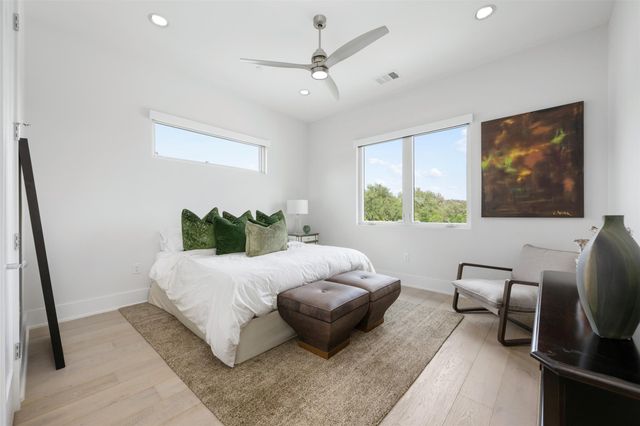 901 Cypress Grove DR, Austin, TX 78732