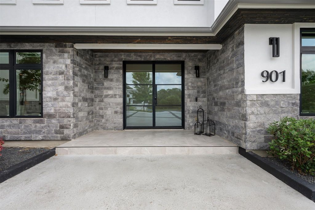 901 Cypress Grove DR, Austin, TX 78732