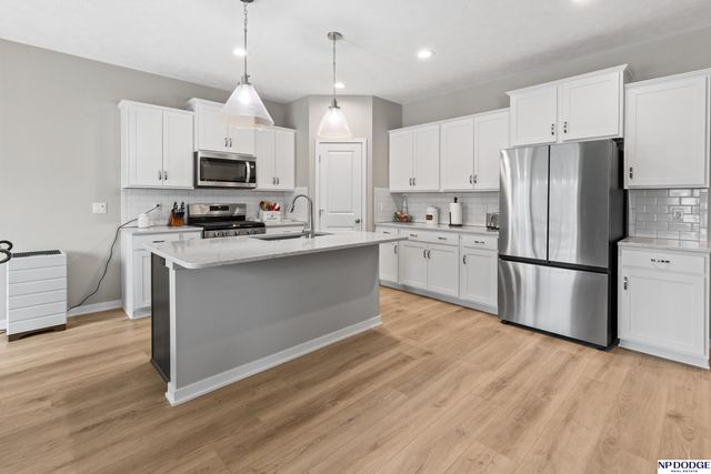 10452 S 113th Street, Papillion, NE 68046
