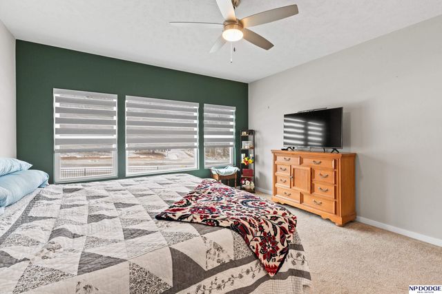 10452 S 113th Street, Papillion, NE 68046