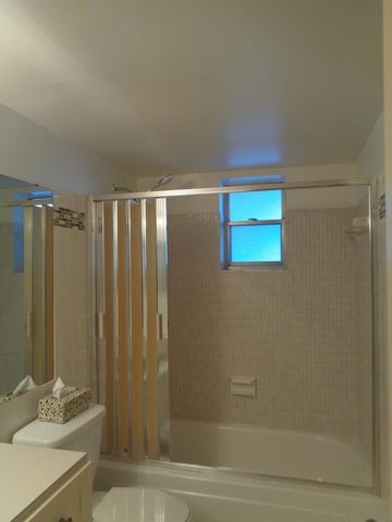 2566 Garden Drive S 209, Lake Worth, FL 33461