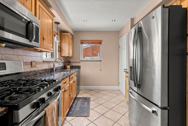 5845 Plainfield Street, Dearborn Heights, MI 48127