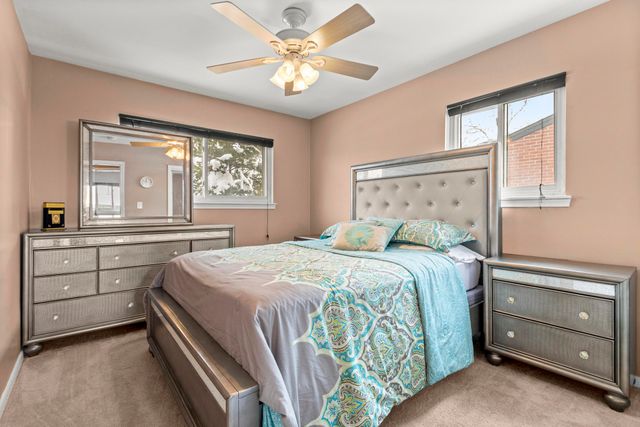 5845 Plainfield Street, Dearborn Heights, MI 48127