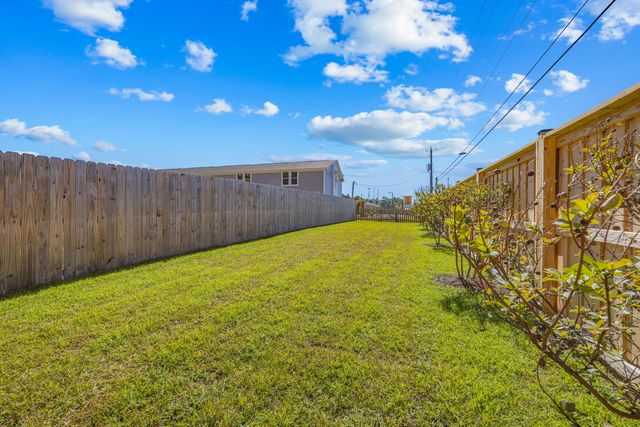 1403 Little Brothers Lane, Fort Walton Beach, FL 32547