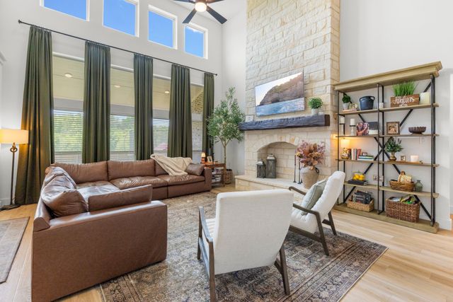 929 Gold Finch Lane, Forney, TX 75126