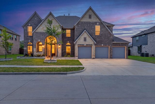 929 Gold Finch Lane, Forney, TX 75126