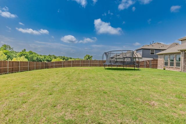 929 Gold Finch Lane, Forney, TX 75126